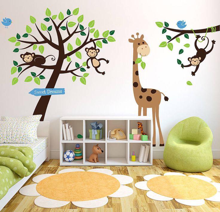 Swinging Moneys and Giraffe
